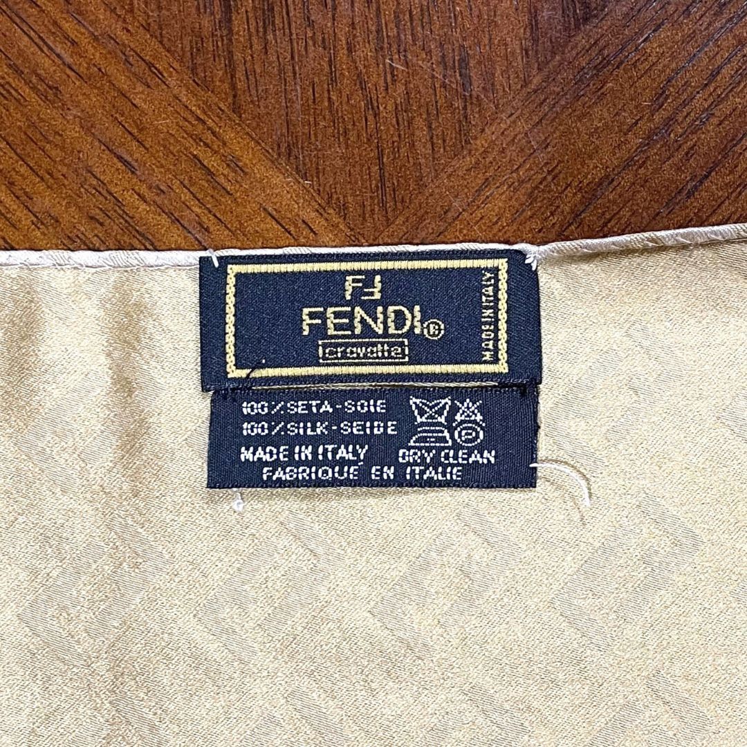 FENDI フェンディ ストール マフラー ズッカ柄 FFロゴ シルク