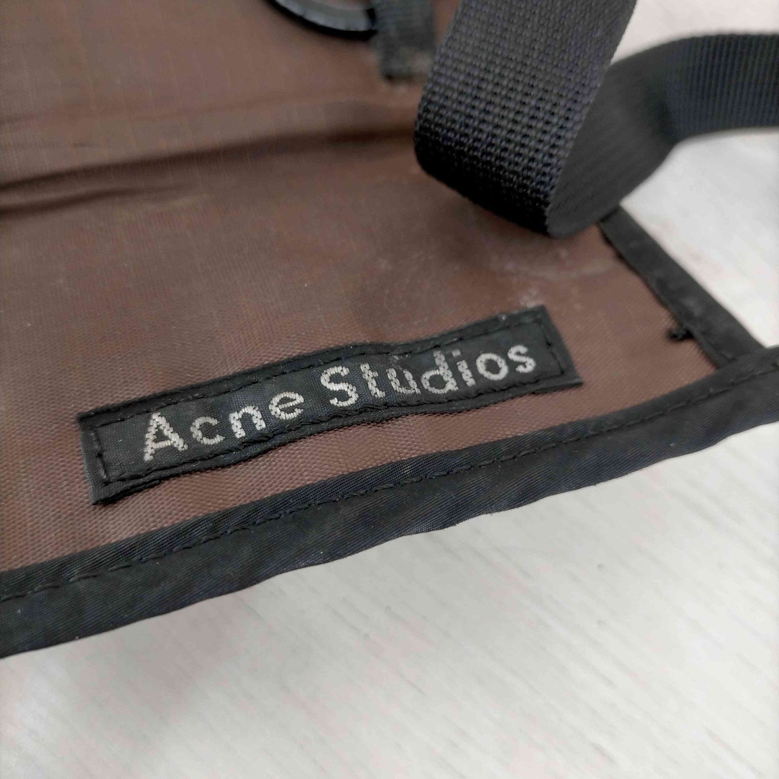 アクネストゥディオズ ACNE STUDIOS フェイスパッチ ストラップ キー 