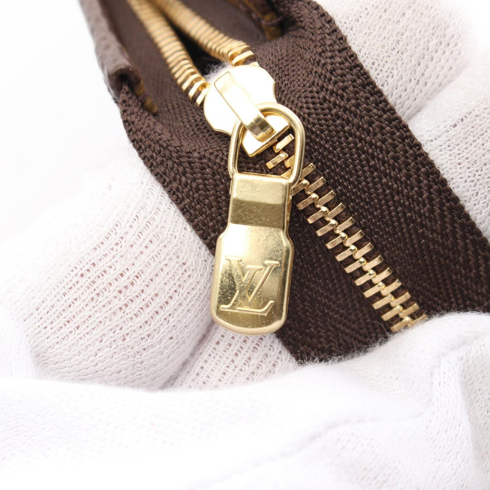 LOUIS VUITTON ルイ・ヴィトン ポッシュトワレット26 モノグラム