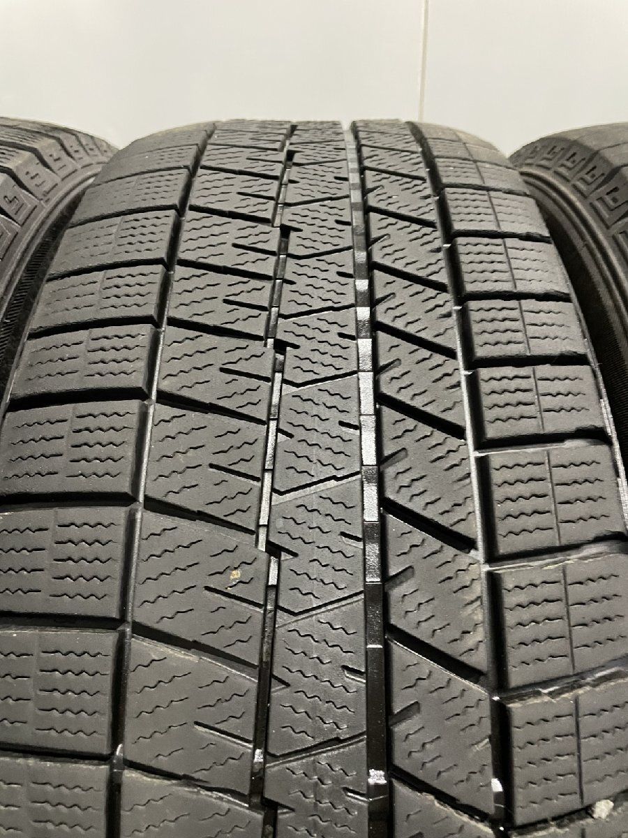 DUNLOP WINTER MAXX WM03 215/55R18 18インチ スタッドレス 4本 23年製 ハイエース VOLVO/V60クロスカントリー等　(KTJ091)