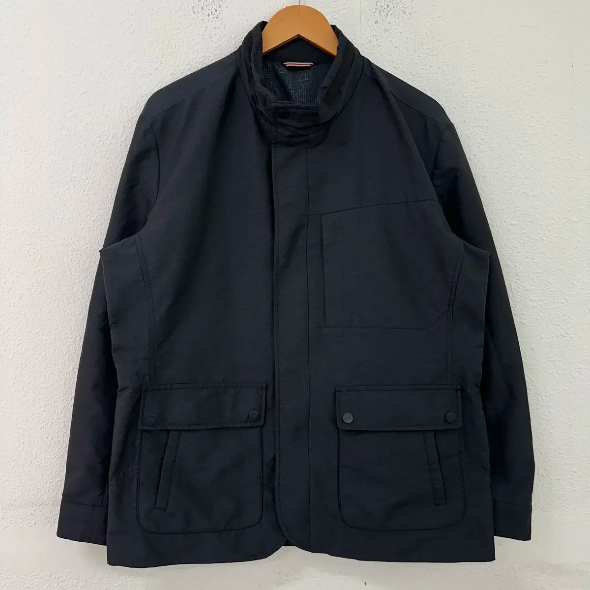 【雷市場（ポンジャン）商品韓国直送】 110 DAKS₍ダックス) ゴルフ メンズ マウンテンパーカー ジャケット カジュアル アウター ネイビー 0288