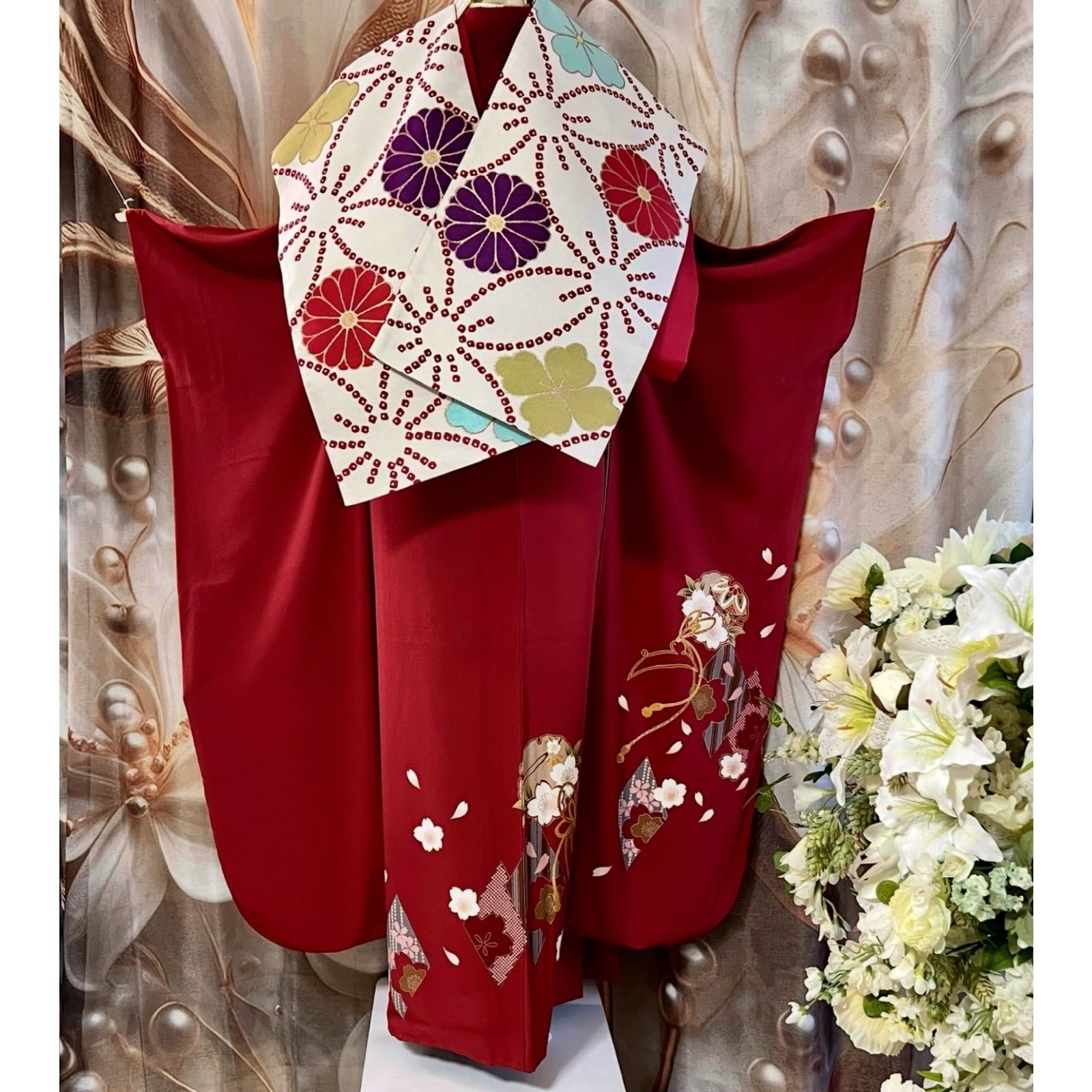 華やか振袖 赤黒花柄(専用) メルカリルールに基づいたものとする。 m26192396849_1.jpg?1727440397