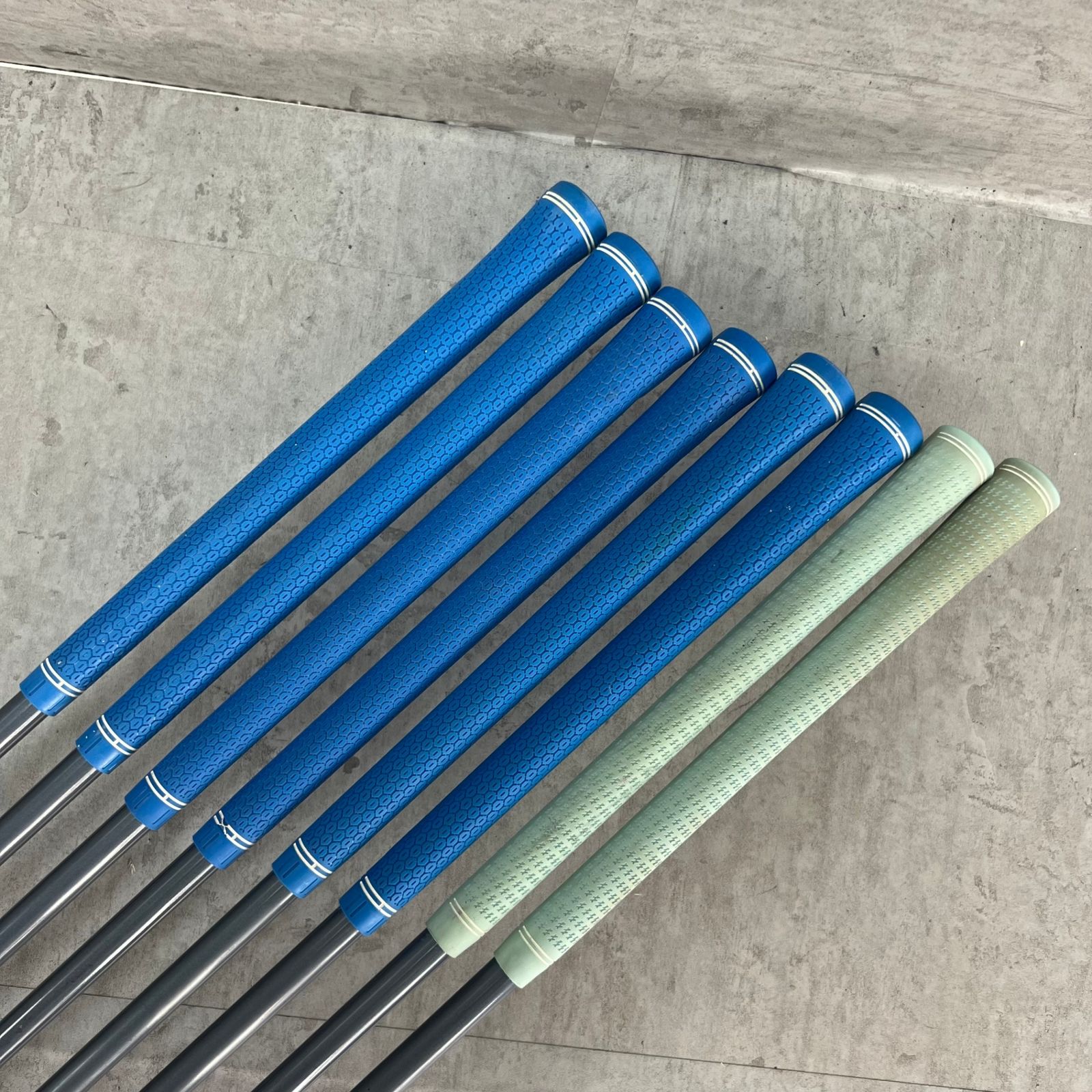 2代目 XXIO XXIO2　ゼクシオ レディースアイアン　8本セット(#5-Sw)　MP200L (L)　2002年モデル /GH13248 ゼクシオXXIO 2代目（レディース）アイアンセット