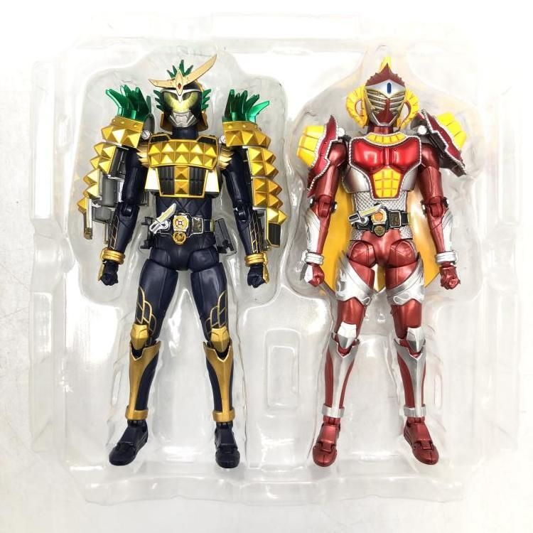 中古】S.H.Figuarts 仮面ライダー鎧武 パインアームズ＆仮面