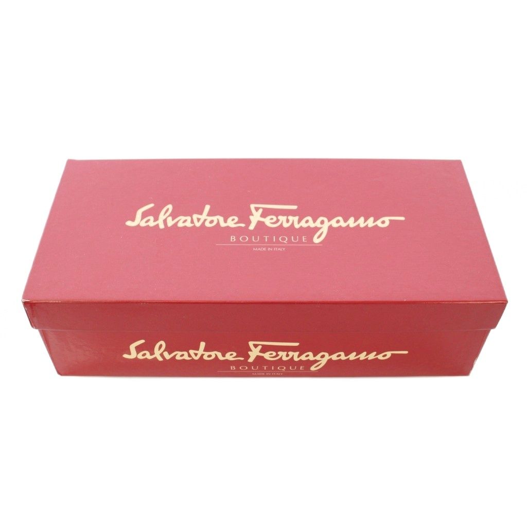 サルヴァトーレフェラガモ Salvatore Ferragamo パンプス ヴァラ