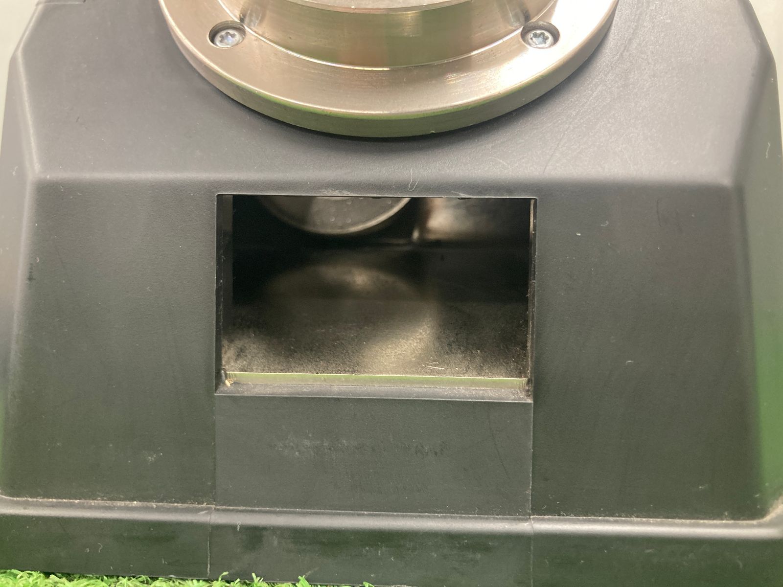 ニシガキ工業 鉄工ドリル研磨機