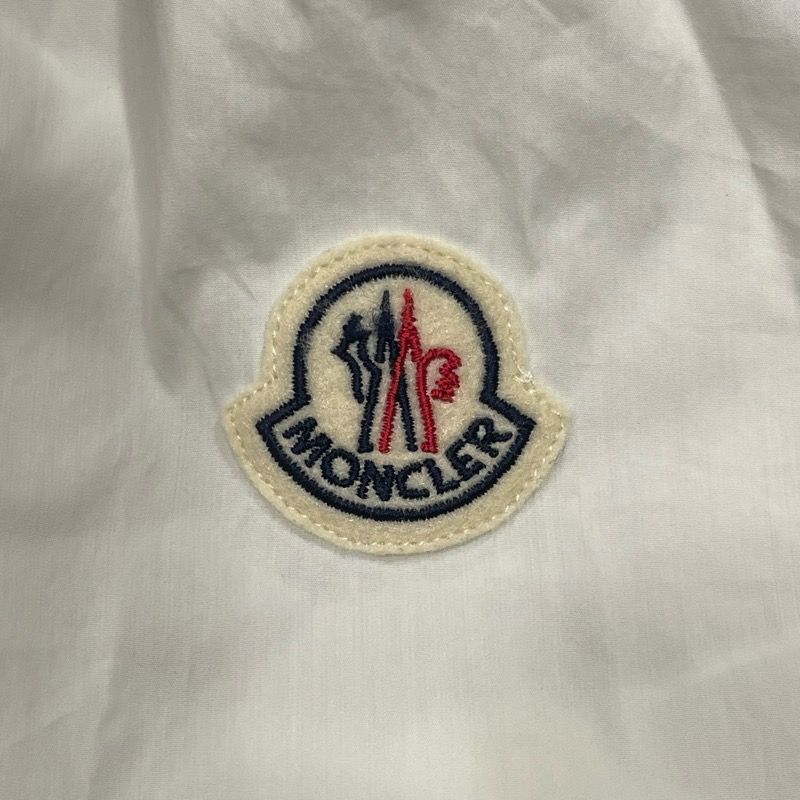 モンクレール MONCLER ロゴワッペン長袖シャツ ホワイト