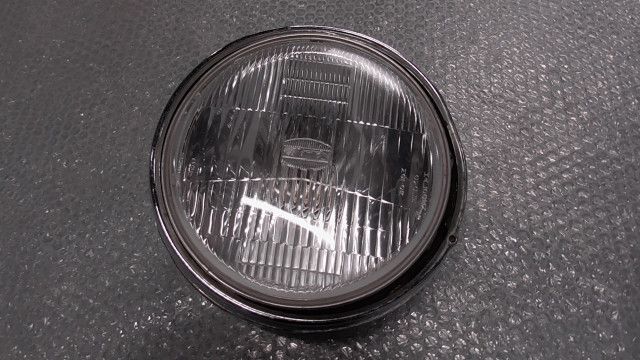 SR400　RH01J-009xxx　の　ヘッドライト　傷:#1681260712