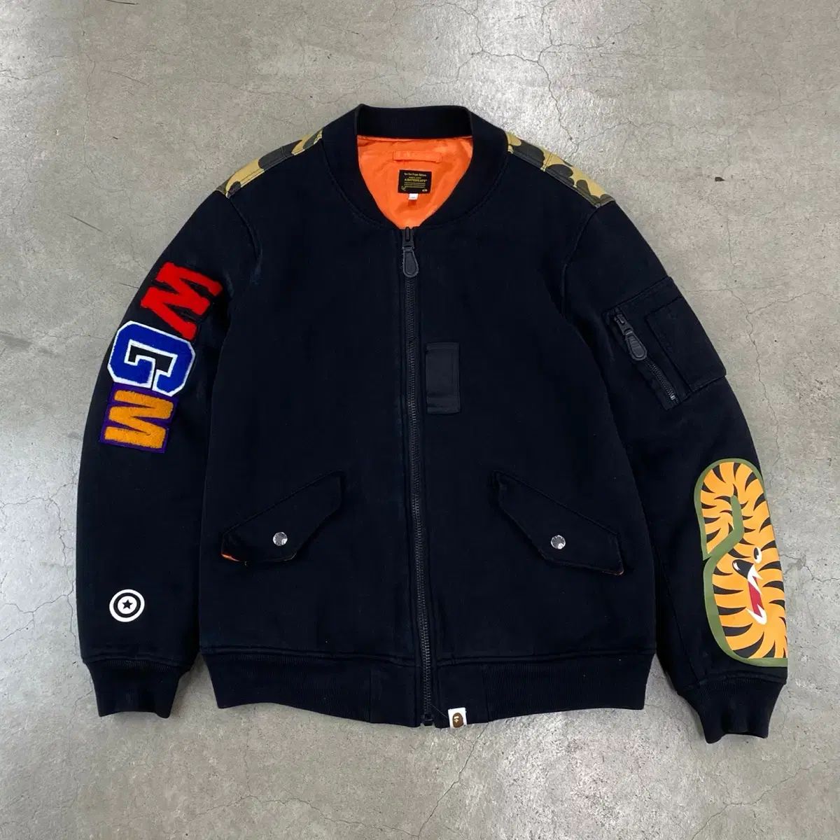 ジャケット