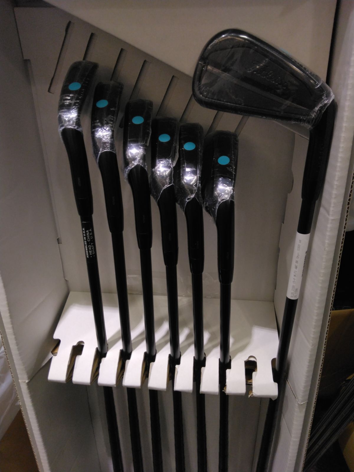 Iset モデル USA直輸入品 タイトリスト T200 Black アイアン 7本セット 5-P W True Temper AMT Tour Black Onyx 新橋店