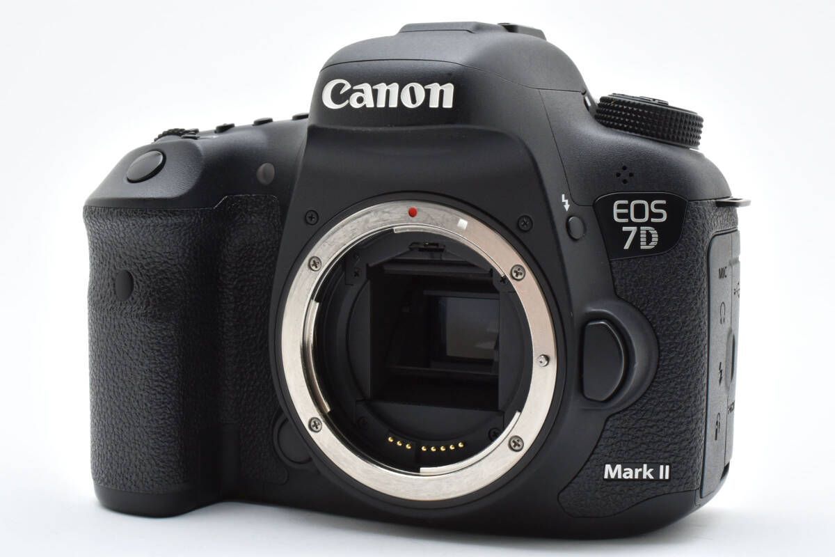 キャノン CANON EOS 7 D Mark II ボディ L 338 5948