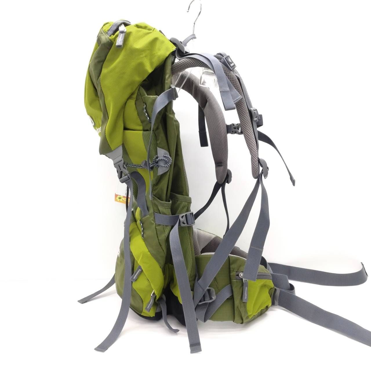 未使用 deuter ドイター バックパック ACT Lite 45+10SL パイン モス タグ付き リュック アウトドア トレッキング エアコンタクトライト グリーン系  women's fit