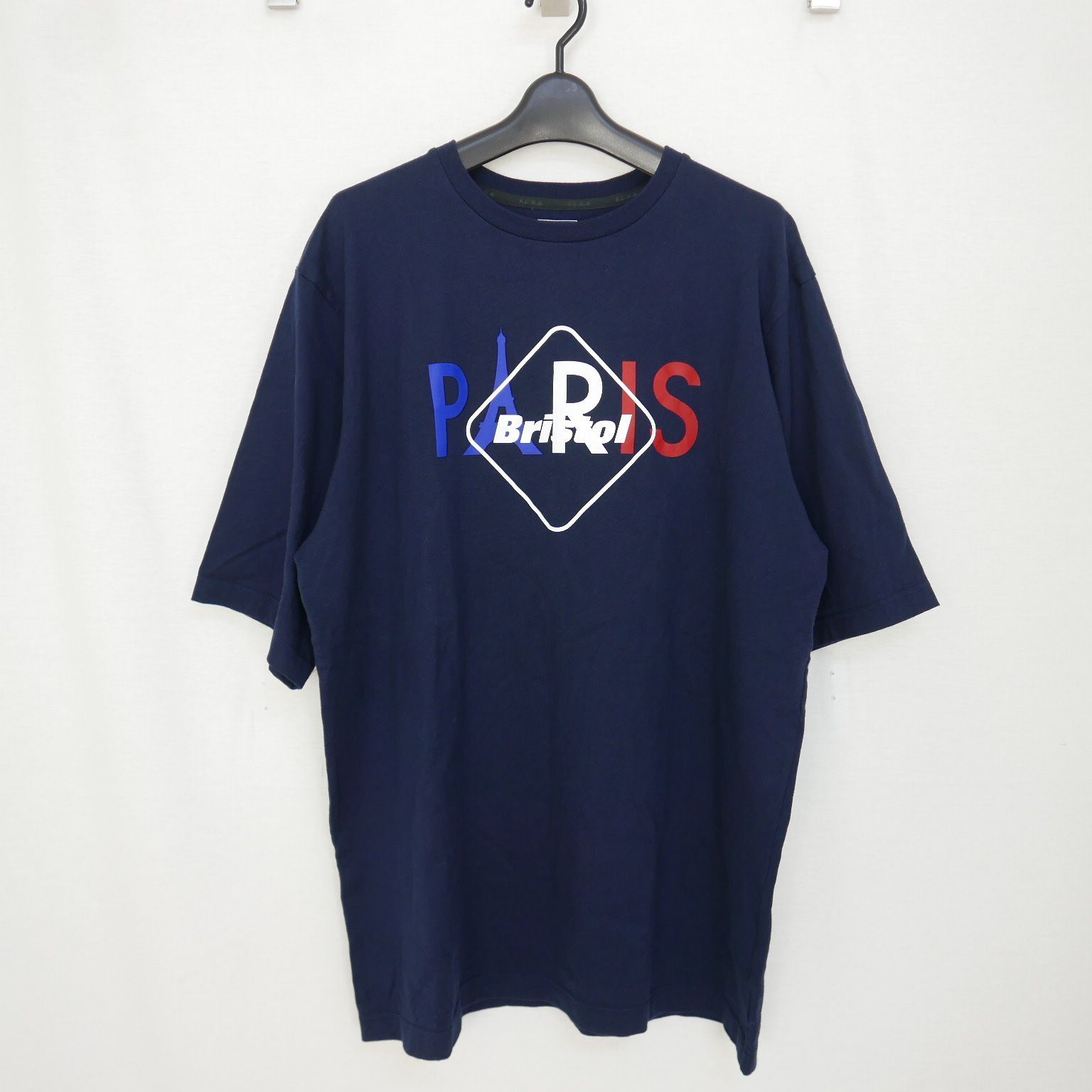 F.C.Real Bristol SOUVENIR EMBLEM TEE 【公式通販】