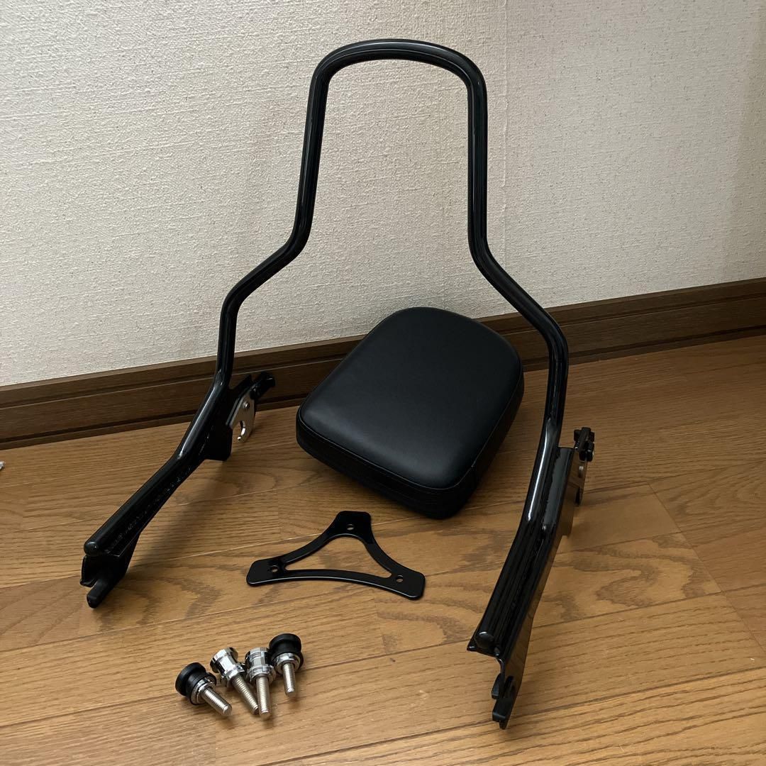 ハーレー M8ソフテイル シーシーバー バックレスト 背もたれ 