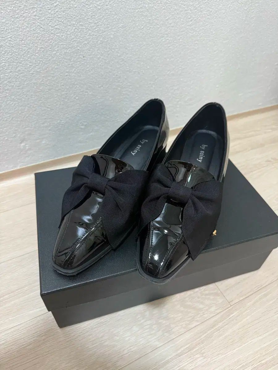 バイシーニ製作 ラブイットローファー