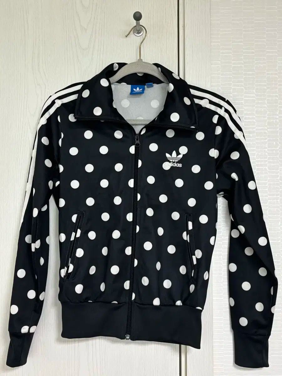 adidas アディダス タイト ドット ジャージ