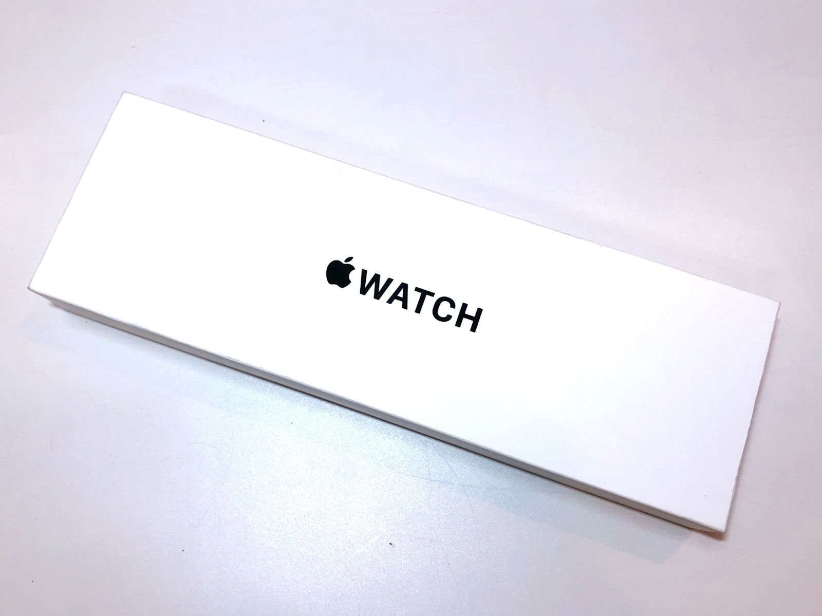 2715 アップル アップルウォッチ SE 3 GPSモデル 40mm スターライトアルミニウムケース スターライトスポーツバンド MEH34J A