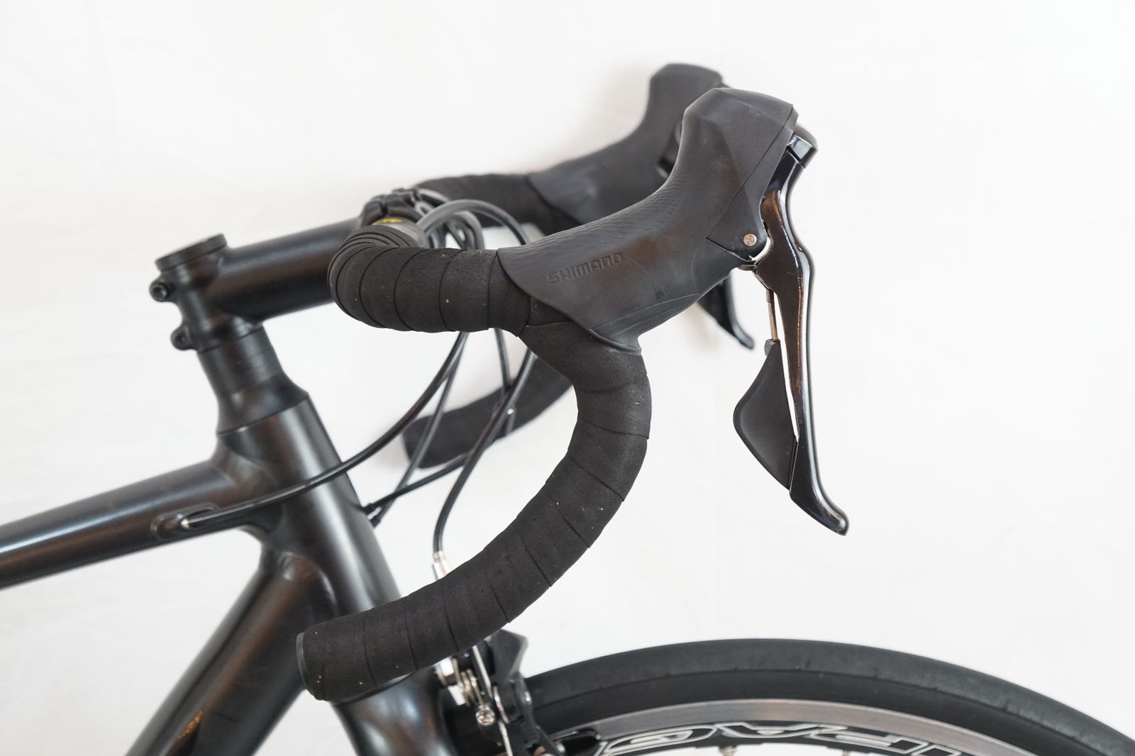 GIANT 「ジャイアント」 CONTEND 0 2023年モデル ロードバイク