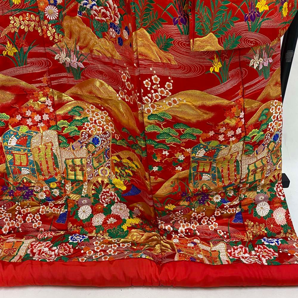 色打掛 正絹 鶴 刺繍 黒 金 打掛 Lサイズ 裄67 花嫁衣裳 婚礼  