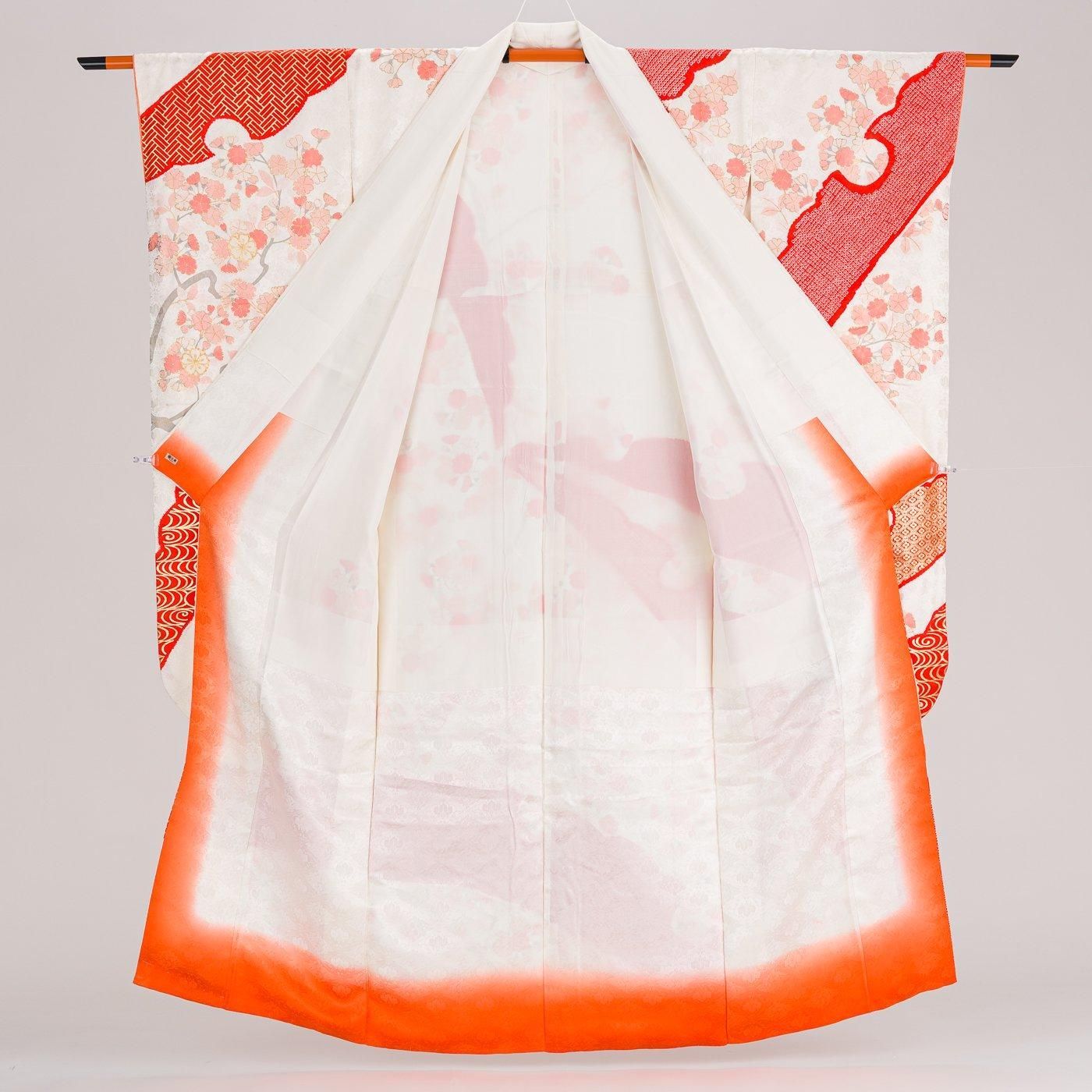 振袖 刺繍 金彩 貝桶 牡丹 熨斗 菊 牡丹 流水 成人式 着物 101b d 牡丹