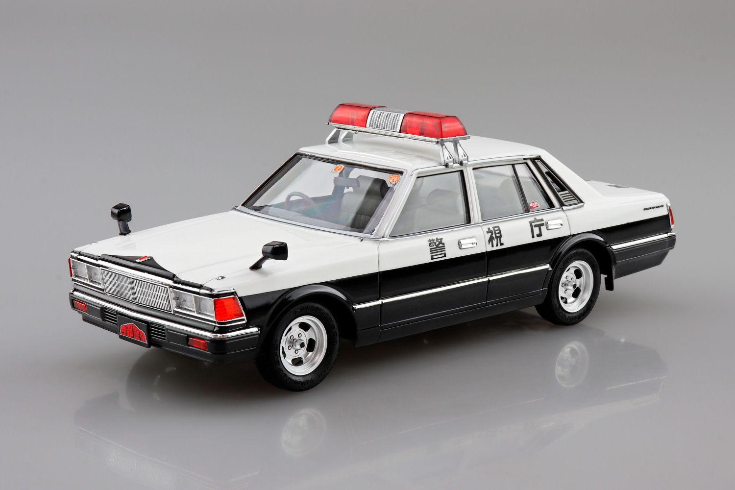 1/24 西部警察No.9 430セドリックセダン 捜査用パトロールカー