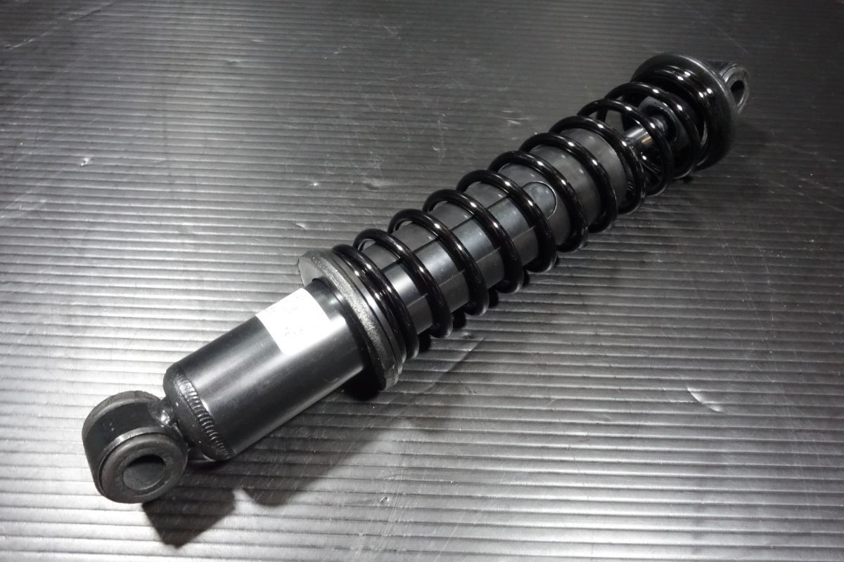 リアサスペンション ローダウン