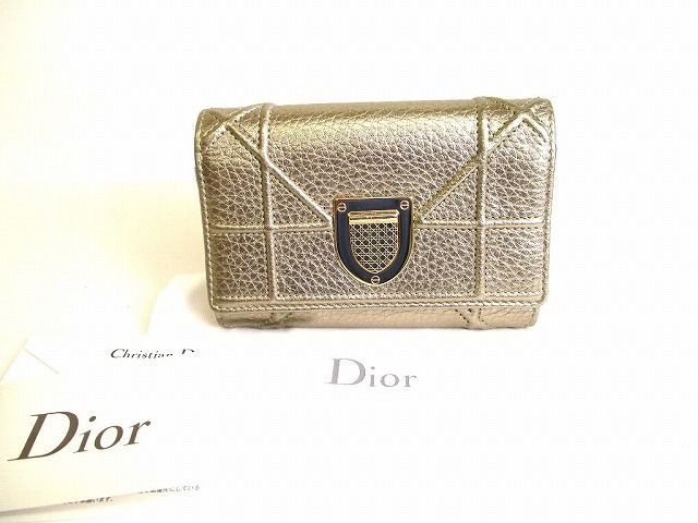 クリスチャン ディオール Christian Dior ディオラマ コンパクト 