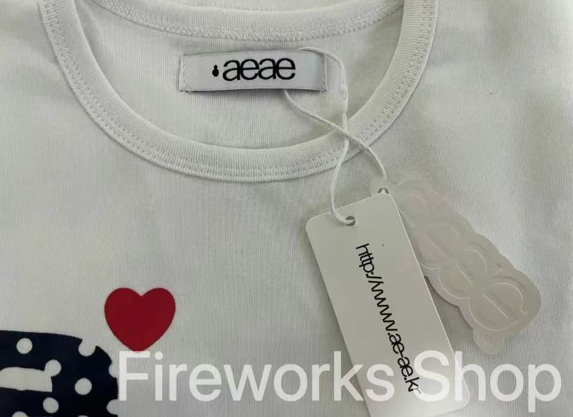 ✨韓国 AEAE 人気Tシャツ 男女兼用 【2色選択可能】 - メルカリ