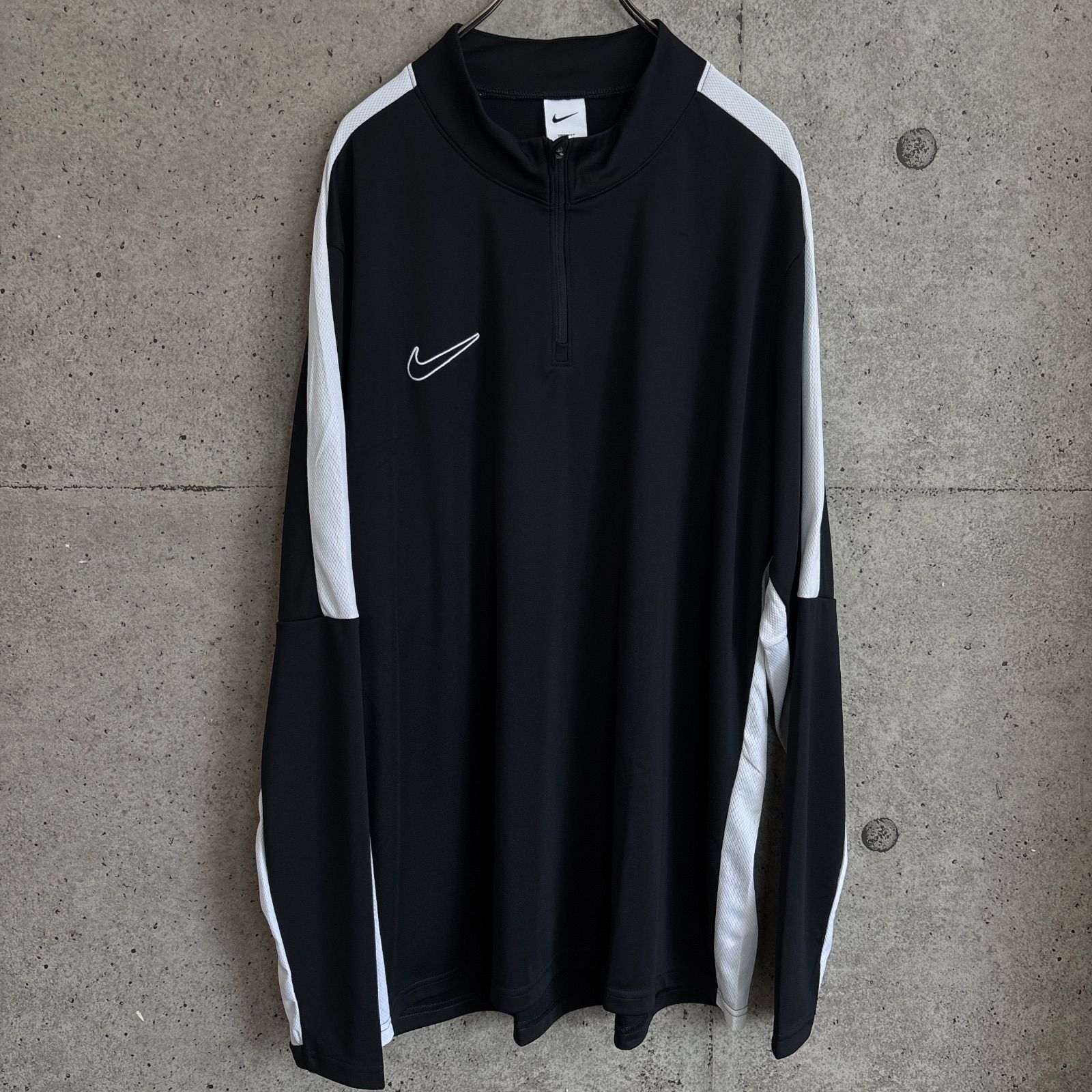 Nike ハーフジップ長袖Tシャツ ブラック NIKE（ナイキ） レディス ランニング 長袖Tシャツ ウィメンズ