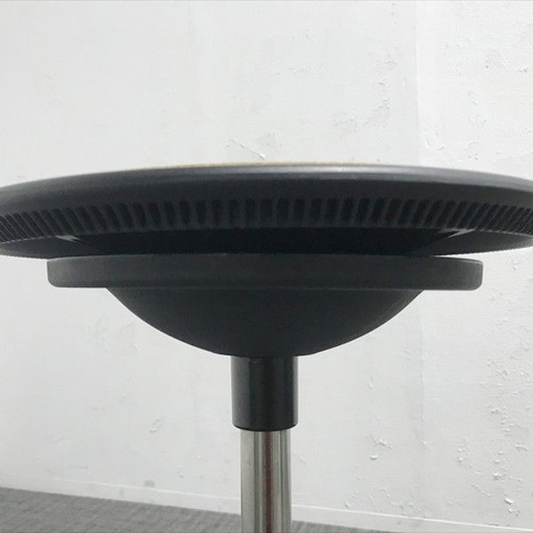 ハーフシーティングチェア