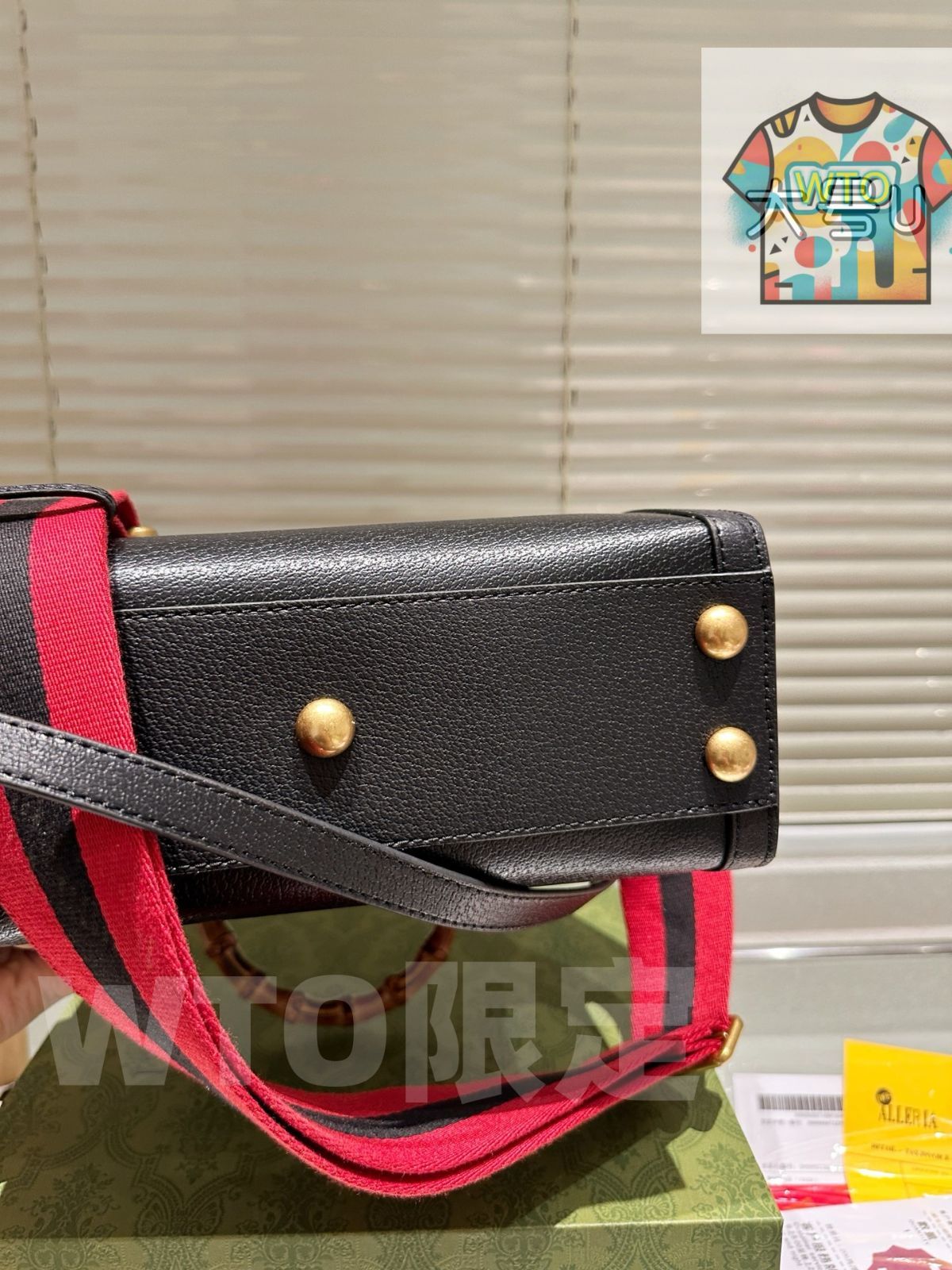 超希少　グッチ　スネークデザイン　ハンドバッグ 今日WTO】Gucci グッチ ディアナシリーズ クラシックで個性的な