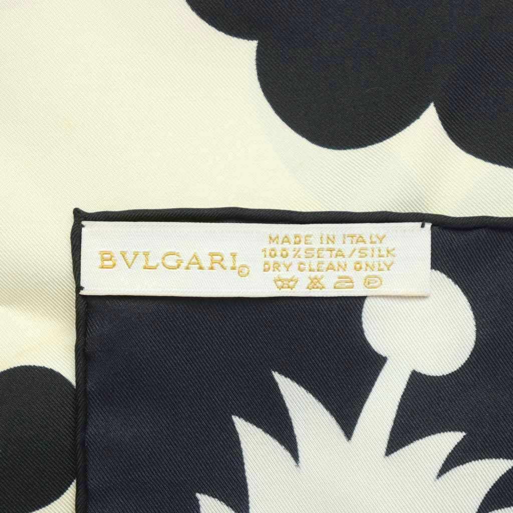 ブルガリ シルクスカーフ ハンドモチーフ柄 ブルガリ BVLGARI