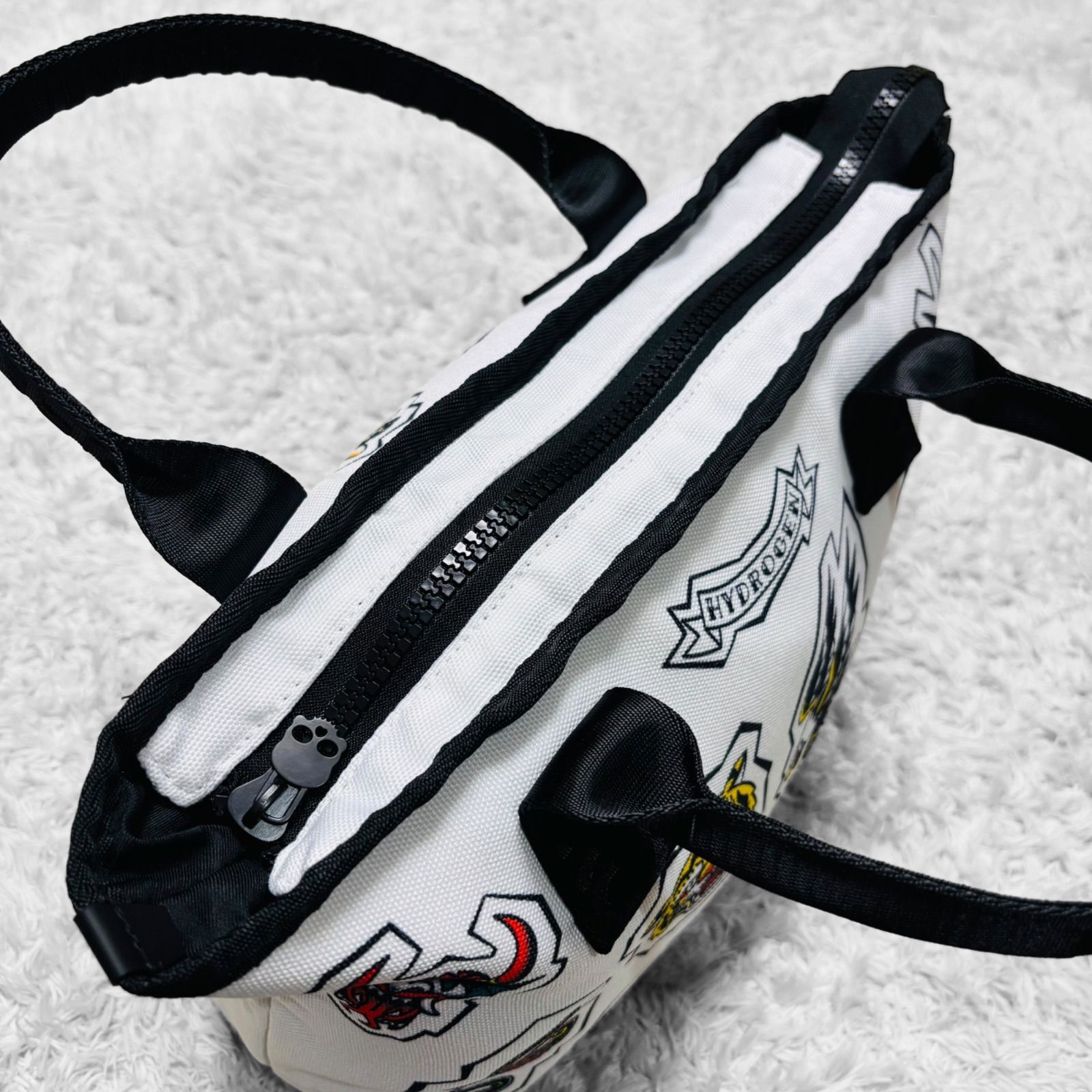 67 HYDROGEN TATTOO トートバッグ [M6255] 67様専用 HYDROGEN TATTOO トートバッグ [M6255]（HusHusH ロゴ