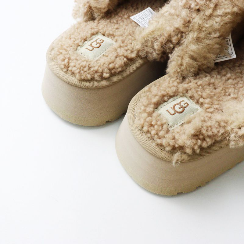 未使用 アグ UGG W Maxi Curly Platform ボア サンダル 25.0cm/サンド