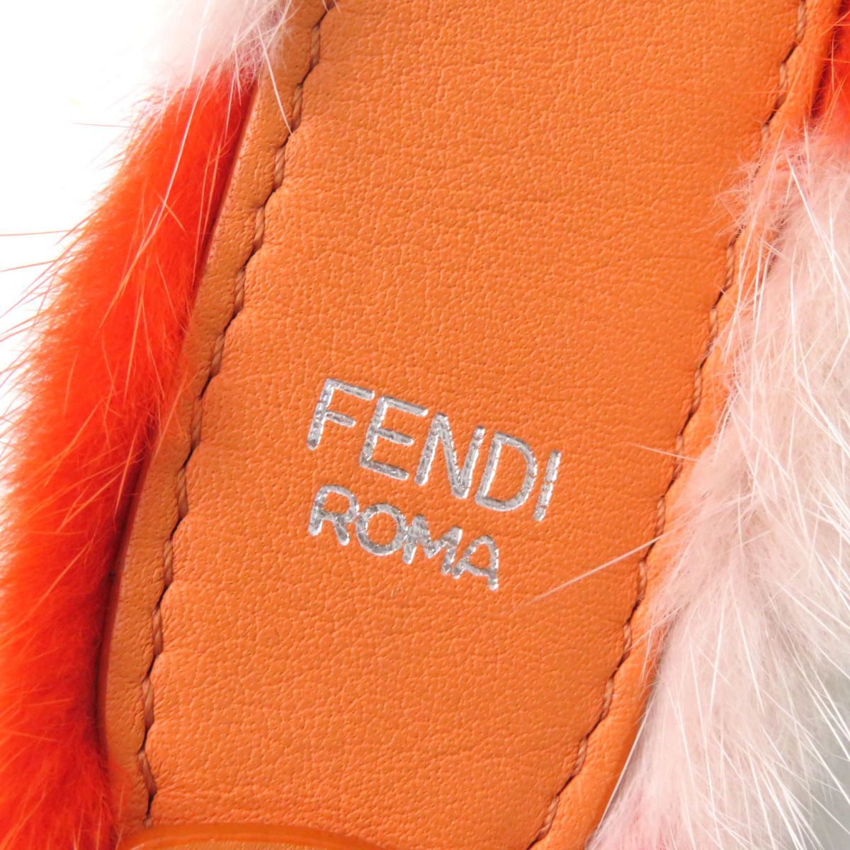 フラワープリント 極美品☆FENDI フェンディ ファー ミニストラップ