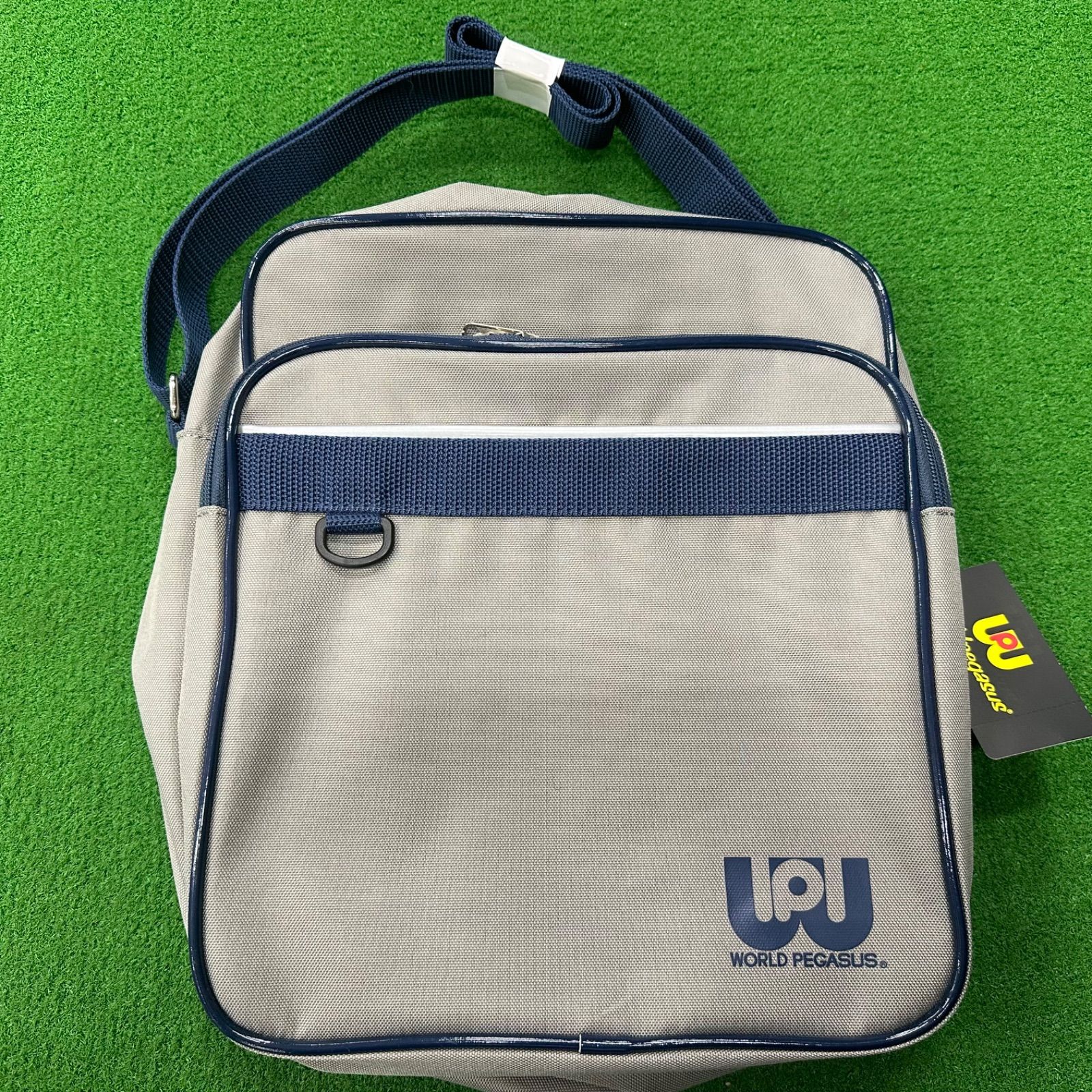 WORLD PEGASUS グレー バッグ ワールドペガサス ショルダーバッグ グレー