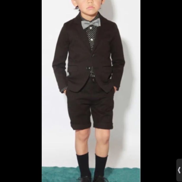 処分価格！美品！ジェネレーター スーツ 130cm 4点セット 男の子  