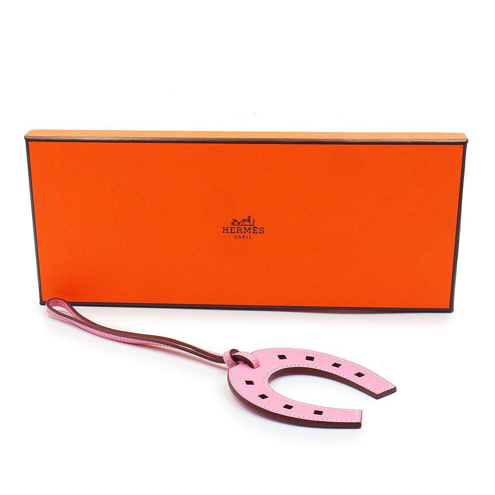 エルメス フェール ア シュバル ホースシュー パドック 馬蹄 蹄鉄モチーフ バッグチャーム ヴォースイフト レザー ピンク HERMES