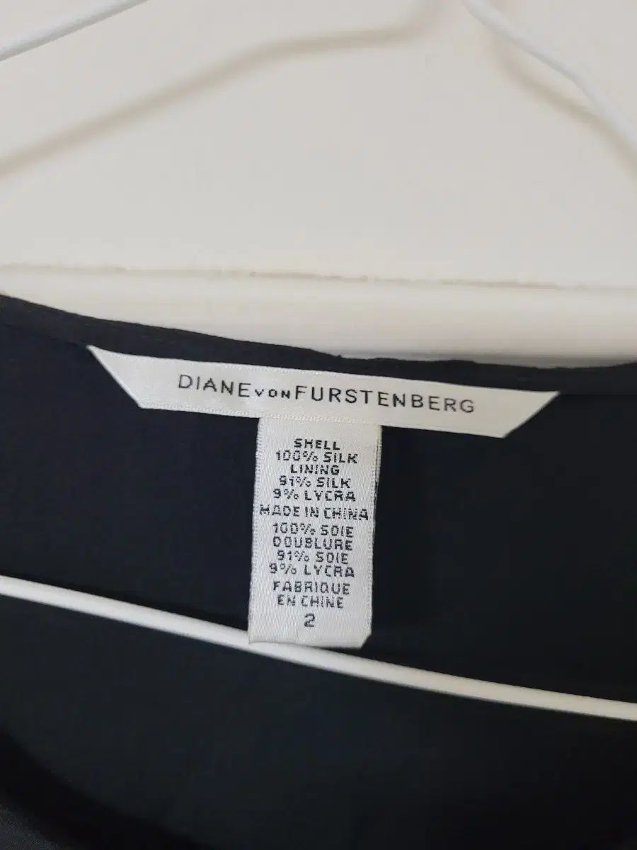 DVF シルクブラックドレス