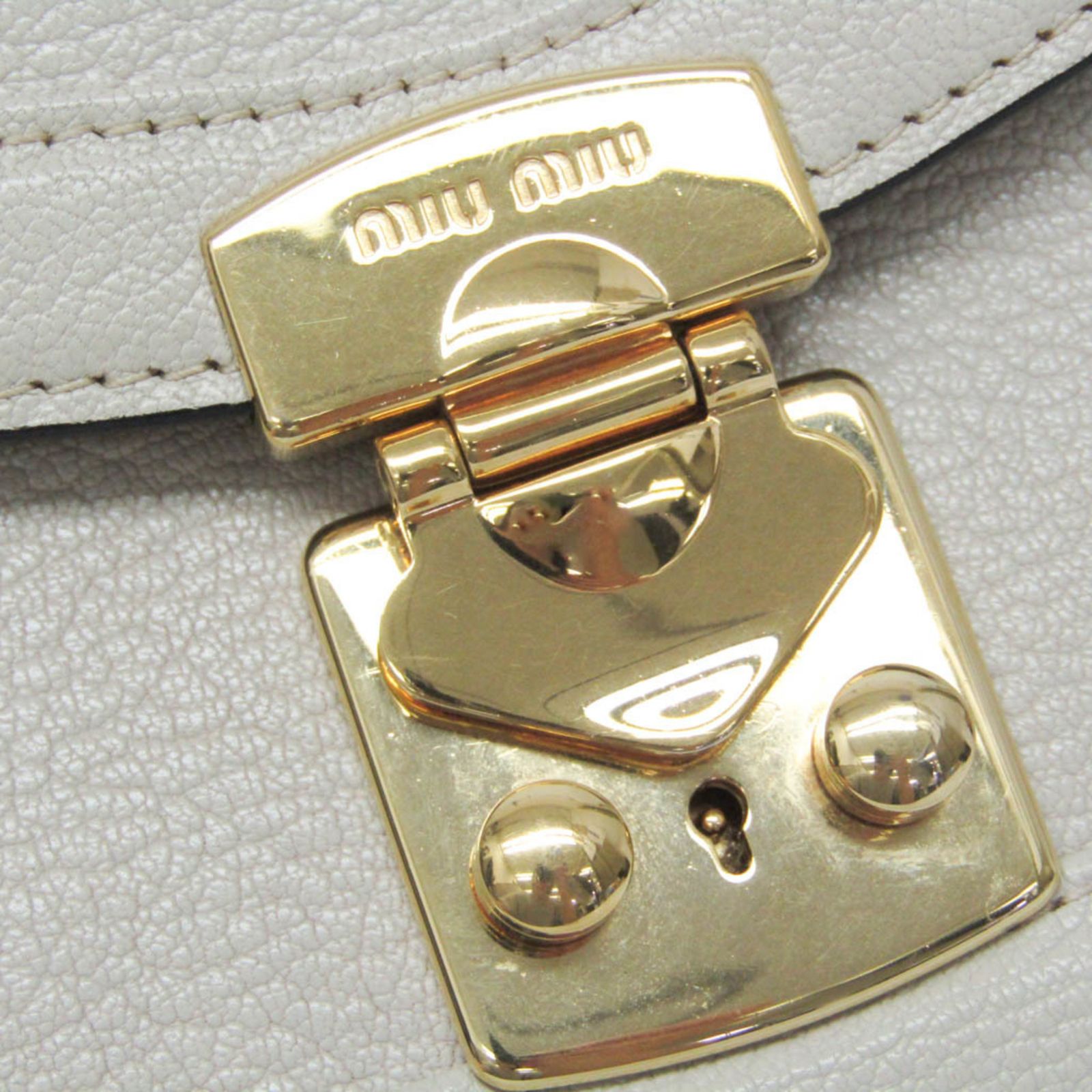 ミュウミュウ(Miu Miu) レディース レザー ショルダーバッグ オフ