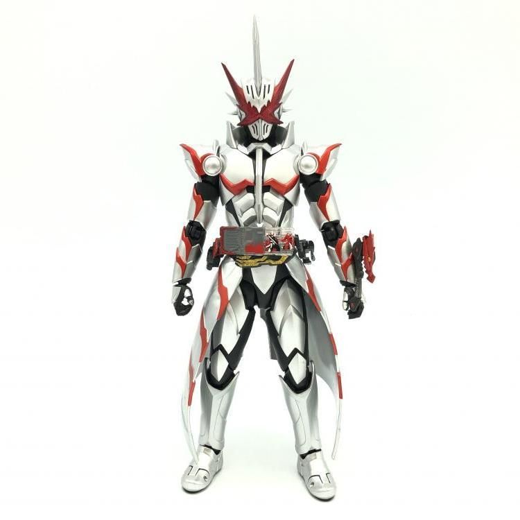 S.H.Figuarts仮面ライダーセイバードラゴニックナイト レビュー】 S.H.Figuarts 仮面ライダーセイバー ドラゴニックナイト