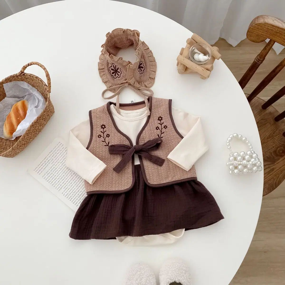 【雷市場（ポンジャン）商品韓国直送】 ローハイトリボンネットドレス 赤ちゃん 離乳する 女児 旧正月 フュージョン韓服 ワンピース