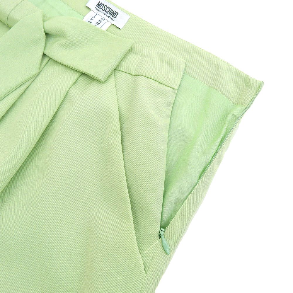 ライトグリーン