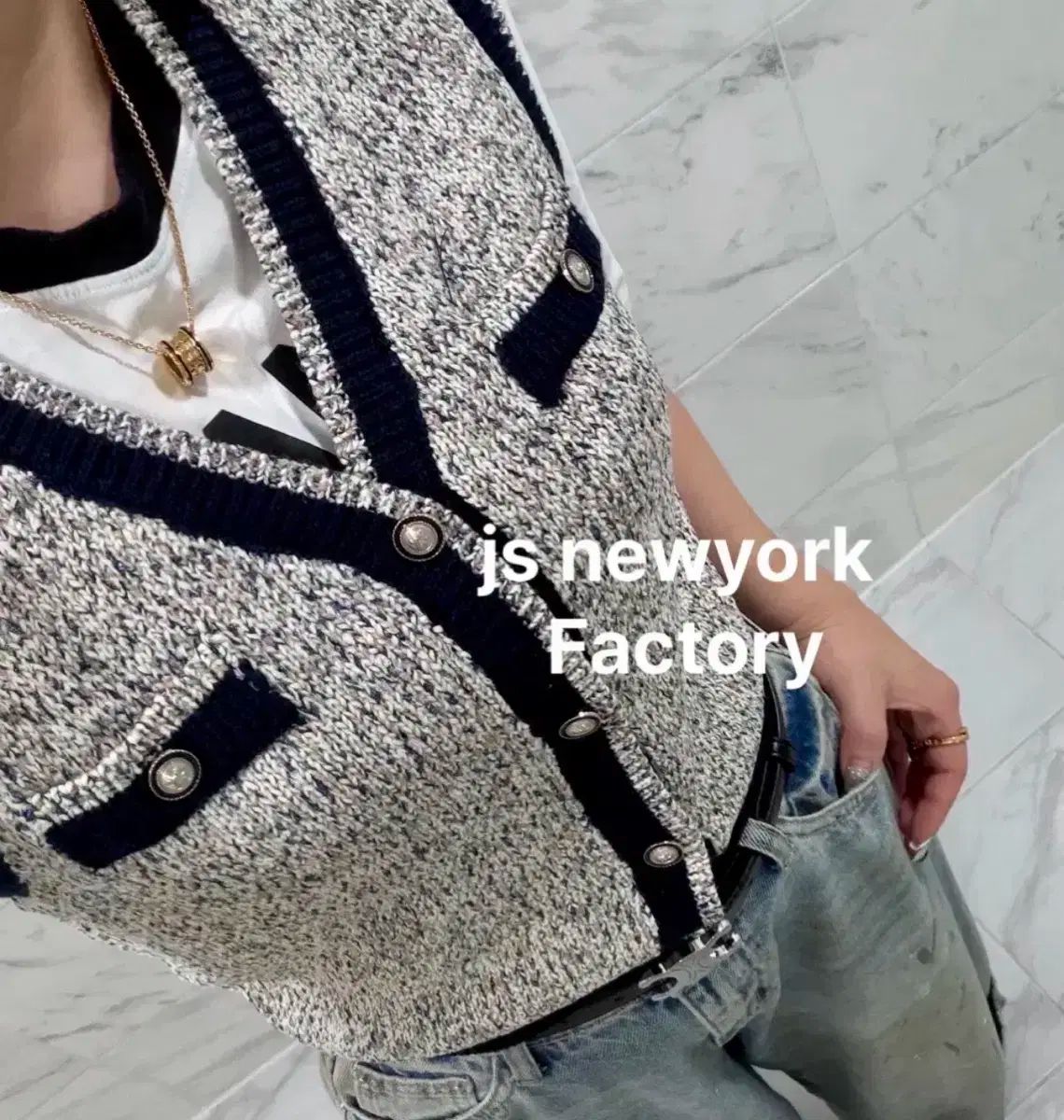 js NEW YORK スタイル 当日発送 2025 F w Vネック バイ ぼかし ニットベスト