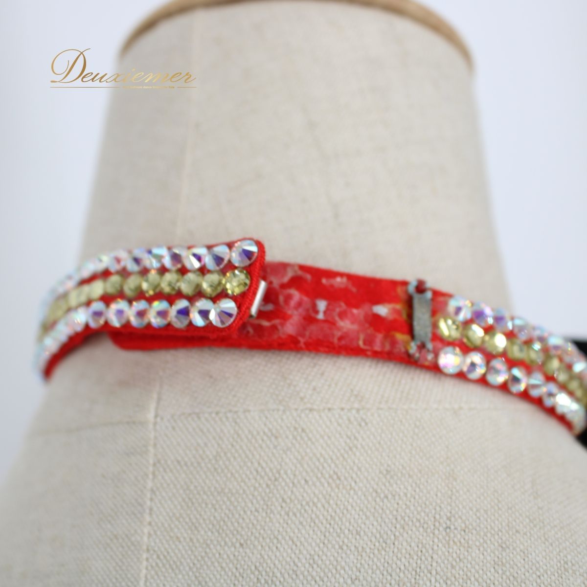 未使用保管品/ヘレンド/ウィーンの薔薇/たまご型ブチネコ ミニ小物入れ