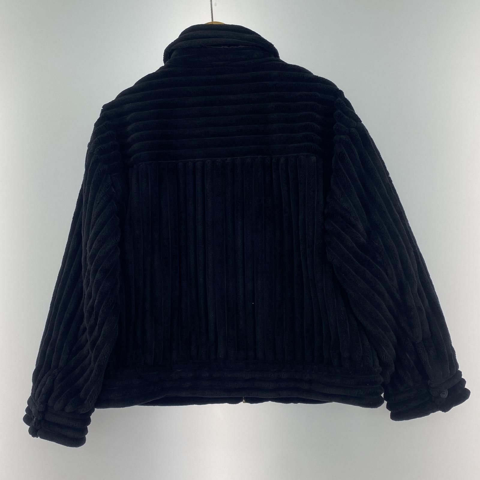 AZUL ファー付き　クロップドジャケット ブラック AZUL ファー付きクロップドジャケット ブラック
