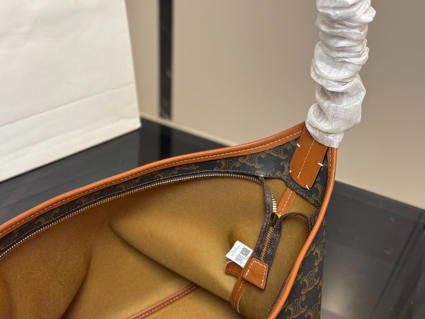 Celine] ホーボーバッグ トリオンフデザイン | セリーヌ