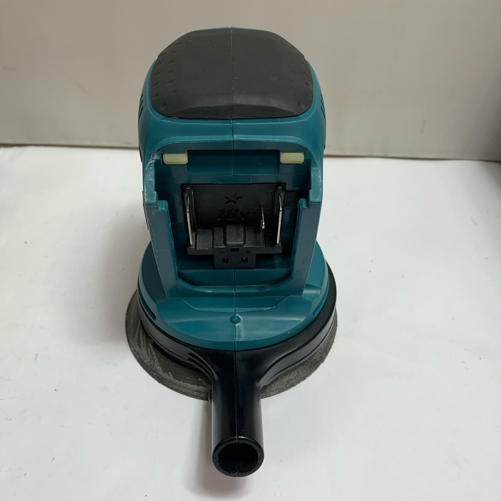 ♭♭MAKITA マキタ 125mm 充電式ランダムオービットサンダ 本体のみ BO180D