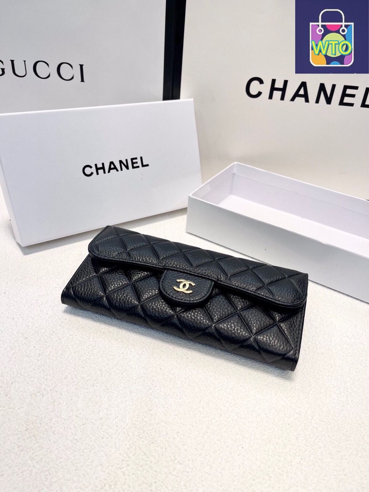 シンプルが魅力的♡CHANEL 限定ロゴ2つ折り 本日特価] シャネル レディース ウォレット 2つ折り ブラック