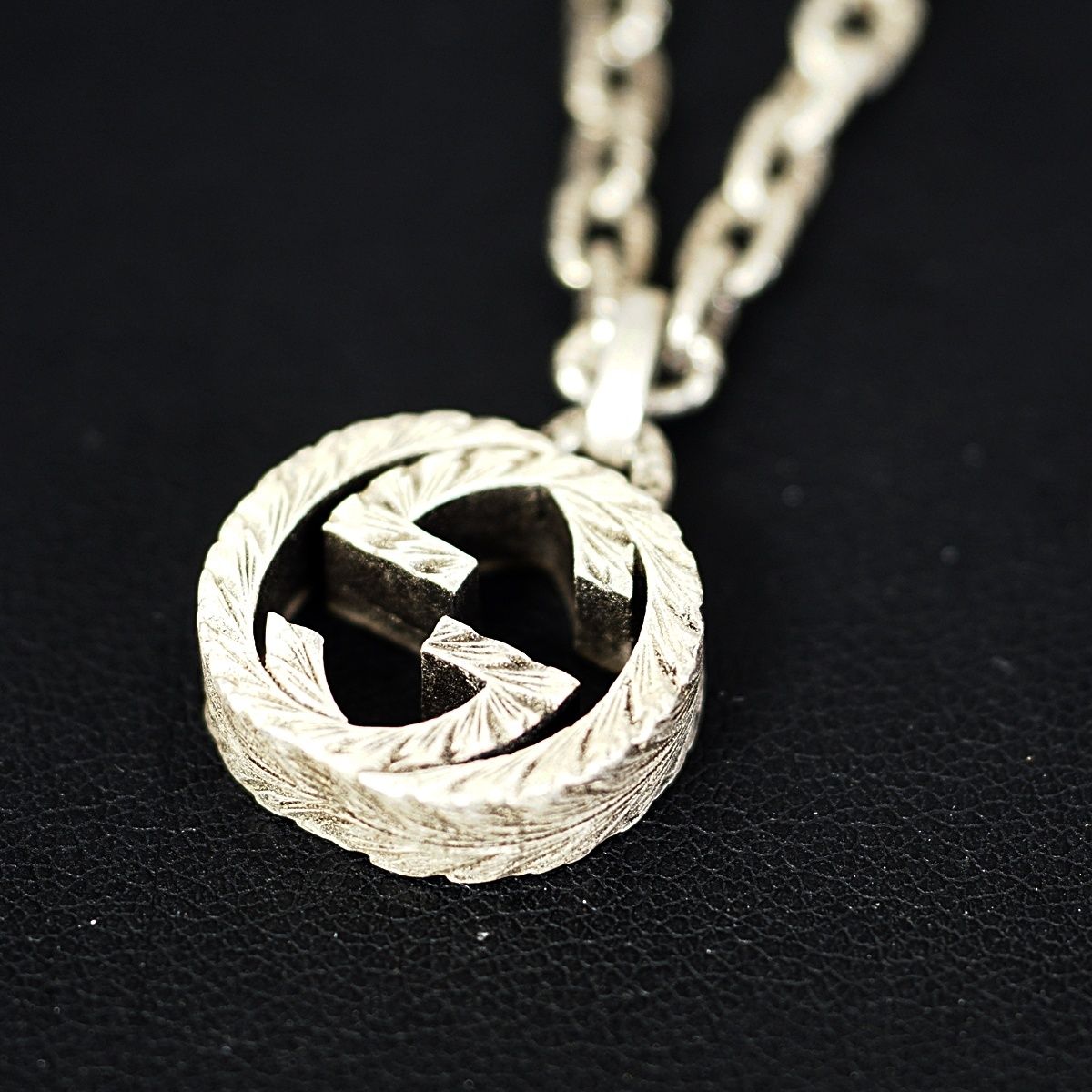 GUCCI ロゴペンダントネックレス 0309J 8055 GUCCI インターロッキング Gネックレス 0309J 8055 グッチ 保存箱